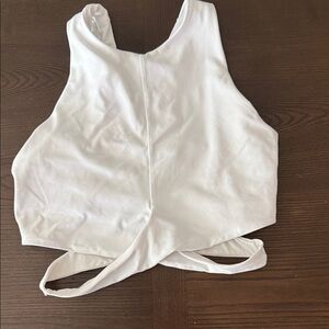 Athleta Conscious Cut Out Crop Top White Twist Front Yoga Bra Small